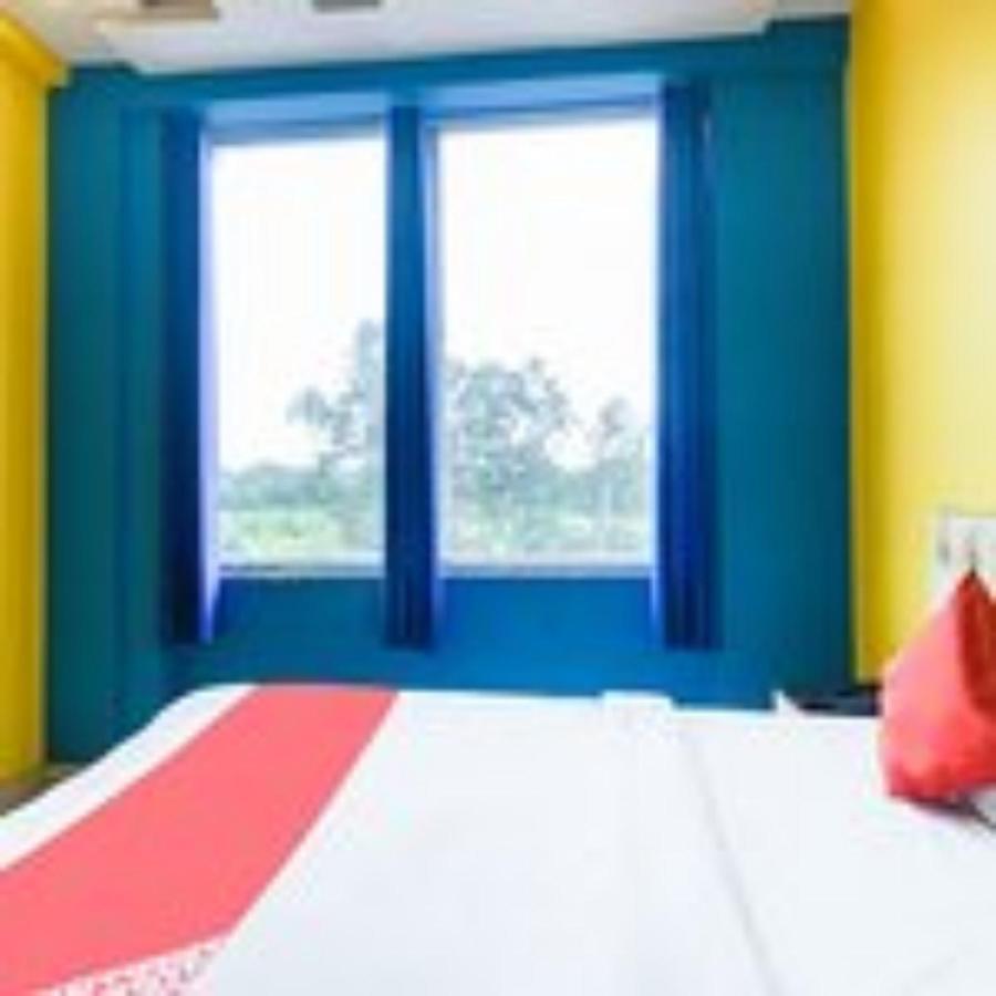 Staymaker Royal Galaxy ดูร์กาปูร์ ภายนอก รูปภาพ
